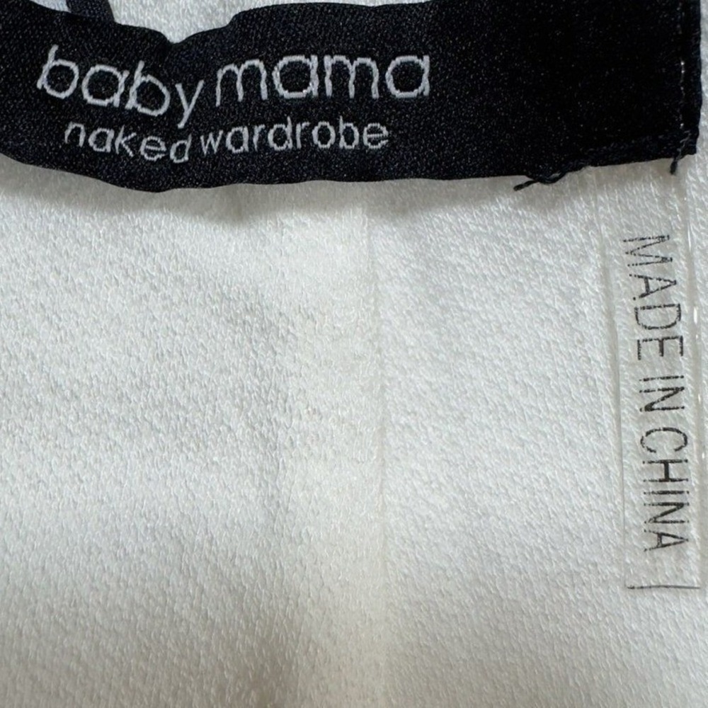 Naked Wardrobe Medium Baby Mama White Maternity Biker Shorts High Waist NEW - Picture 11 of 13
